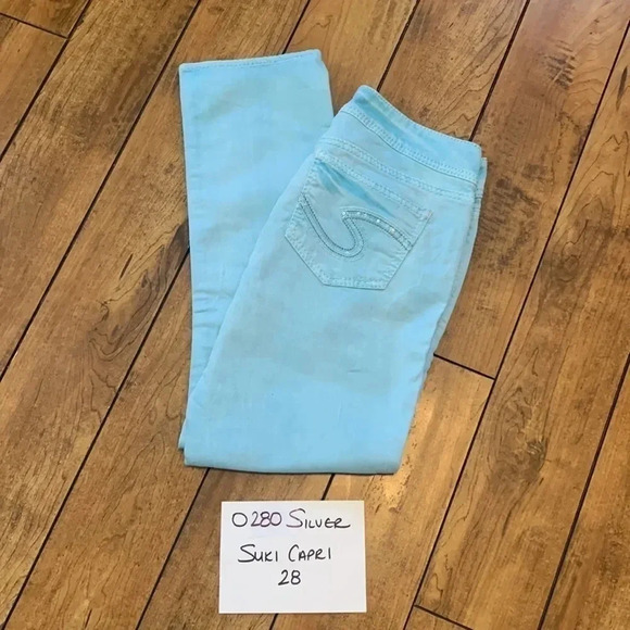 Silver suki jean capris - Picture 7 of 7